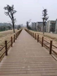 駐馬店耐用的壓花木塑地板批發市場