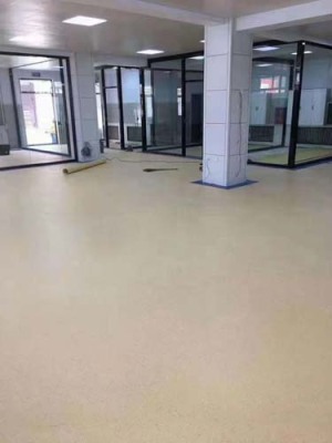 园洲镇厂房地面装修工程公司
