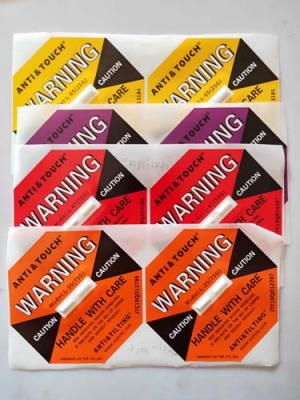 莱芜ANTI&TILTING人字型防倾倒警示标贴批量定购电话
