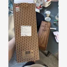 珠海茅台空酒瓶回收空瓶换现神