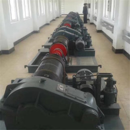 移动卷扬式启闭机