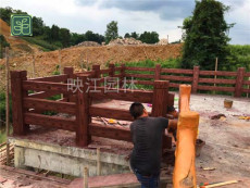 大兴区仿古栏杆专业师傅施工