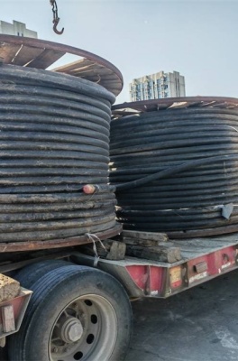 江北新区建筑废料 拆迁废料 管扣件等回收