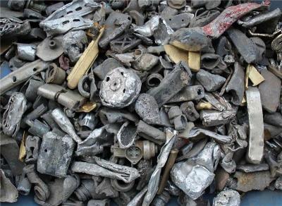 六合区废旧库房物资 废铁 不锈钢罐等回收