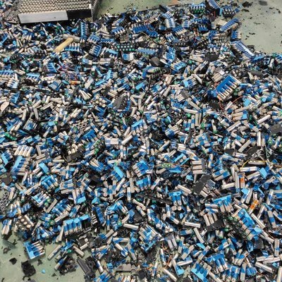 上海市青浦锂电池回收 磷酸铁锂 钴酸锂 等
