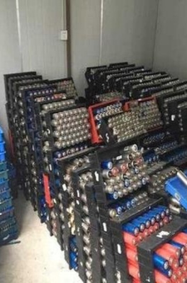 上海市退役设备电池回收 大巴车叉车电池