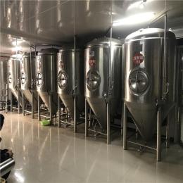 自动化精酿啤酒设备发酵罐酿啤酒的设备