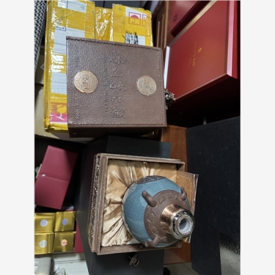 深圳老款李察酒瓶回收安全回收