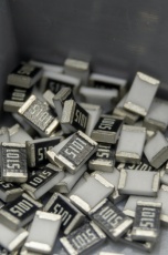 松江区电子废料回收 IC芯片 电脑手机配件