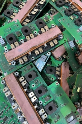 松江区电子废料回收 IC芯片 电脑手机配件