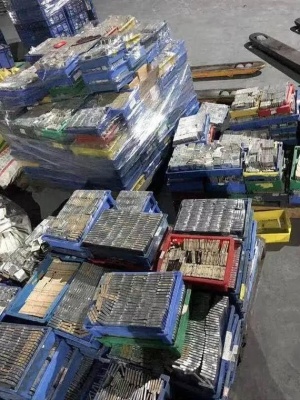 建邺区电动车电池回收 18650锂电 ABC品电池