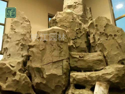 英德市庭院假山专业师傅施工