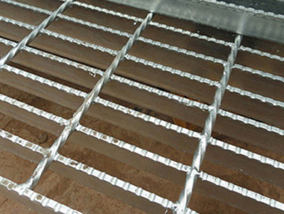 重庆防滑钢格板 齿形镀锌钢格栅 插接格栅板