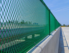 重庆钢板网护栏 高速公路防眩网 桥梁防抛网