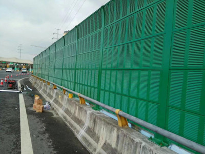 重庆高速公路声屏障隔音板 桥梁声屏障