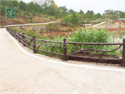 小河区河道护栏施工方案