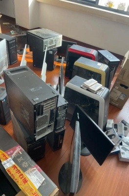 南京市各种家电回收 电视机洗衣机冰箱空调