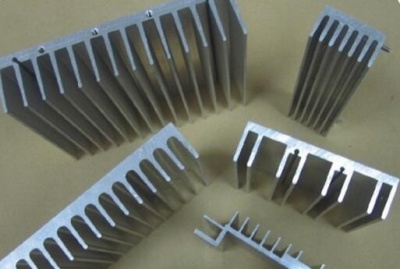 上海回收废品站 回收废弃铝型材 铝合金铝合