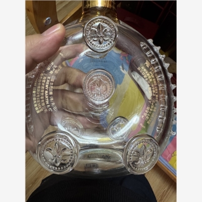 北京麦卡伦25酒瓶回收快速回收