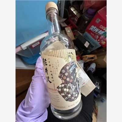 吉林老款李察酒瓶回收当面回收