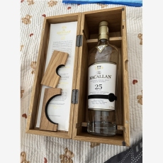 洛阳市新款路易十三酒瓶回收上门