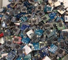 上海回收库存积压电子产品 废旧线路板