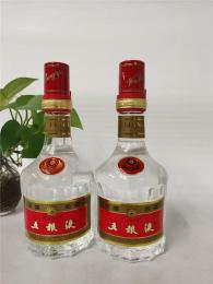 新疆礼盒装红酒多少钱