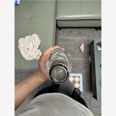 杭州百乐廷空酒瓶回收再利用循环经济新风尚