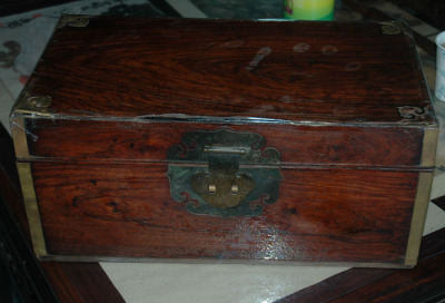 上海老皮箱收购 老古董家具收购 老工艺品