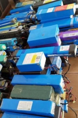 南京市雨花台区新能源锂电池回收 汽车底盘