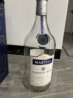 南京附近轩尼诗百乐廷酒瓶价格多少钱