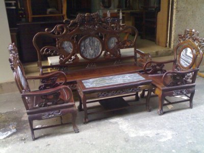 宝山区回收二手红木家具 红木花架回收 摆件