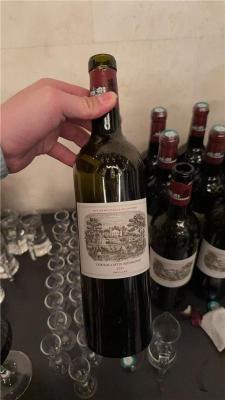 连云港本地30年麦卡伦酒瓶价格明细表