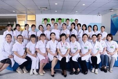 上海新华医院代挂号先排队再给钱