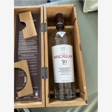 天津麦卡伦25酒瓶回收优质回收