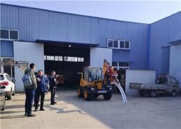 分享校园绿化养护用绿篱修剪机选购要点，推荐哪家公司