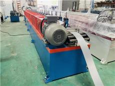 阐释投资小收益快、03到08mm彩涂板成型好、工人易上手的扣板机选购