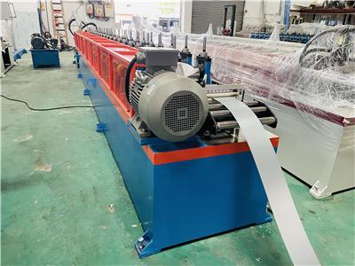 阐释投资小收益快、03到08mm彩涂板成型好、工人易上手的扣板机选购