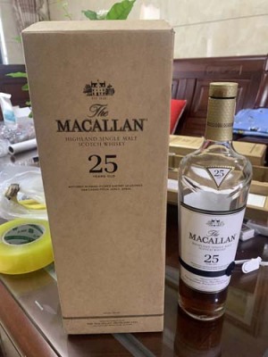 云浮附近25年麦卡伦酒瓶什么价