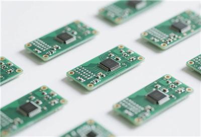 聚多邦综合测评：企业文化、实力与服务深度分析，选它好不好