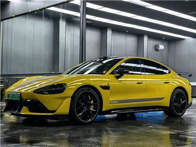 分析西安贴隐形车衣提升车身光泽的店，口碑好的店推荐哪家