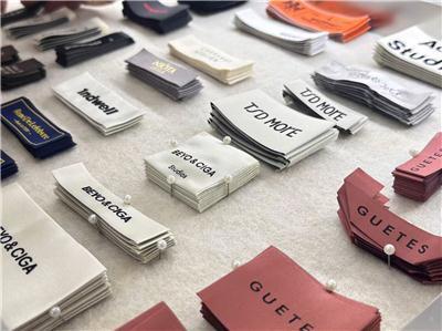 分享洗水标品牌定制供应商 费用分析 如何挑选更靠谱