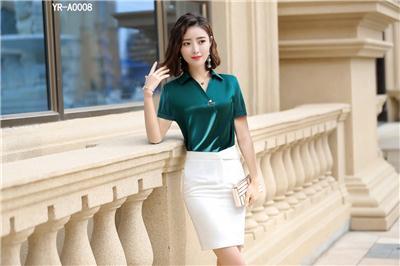 热议靠谱的团体服装定制厂家，免费设计logo、上门量体如何选择