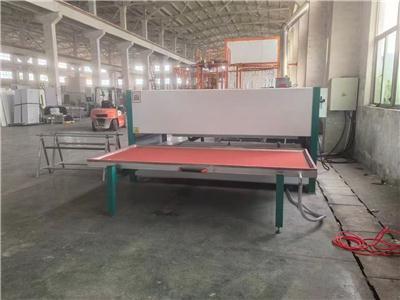 揭秘性价比高的防火门真空木纹转印机，多少钱能买到？