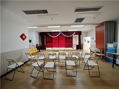 总结能纠正孩子表达问题的少儿主持培训，博尔思教育怎么收费