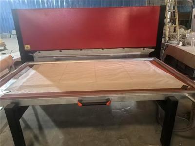 探寻靠谱的防火门真空木纹转印机工厂，选购时注意什么？