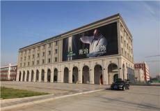 浙江乔治白服饰可靠吗，产品款式新颖潮流，为你的时尚穿搭增添风采