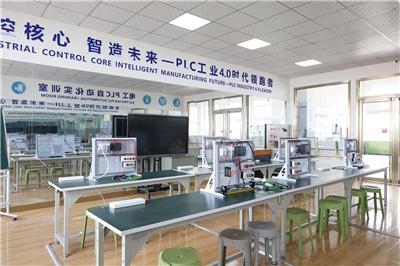 解惑西安万通汽修学校招生时间、入学费用和招生电话多少钱