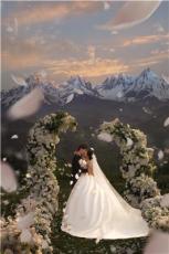 探寻靠谱的婚纱摄影品牌，苏格映画多对一服务，品质服务有保障