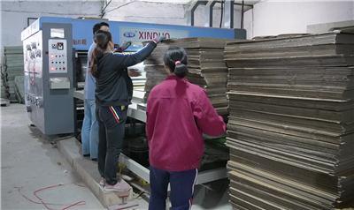 辨析性价比高的防潮防水礼品纸箱，如何选择才对